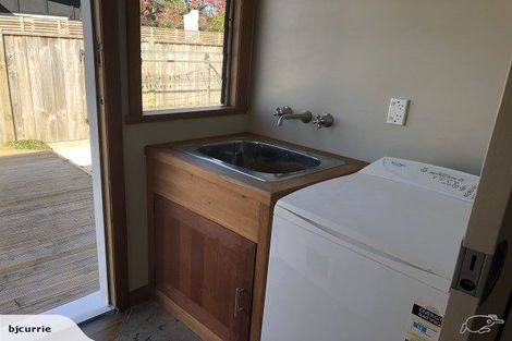 Photo of property in 32 Hardie Street, Hokowhitu, Palmerston North, 4410