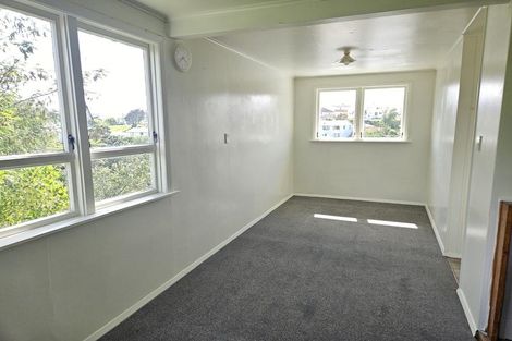 Photo of property in 148-152 Champion Street, Cannons Creek, Porirua, 5024