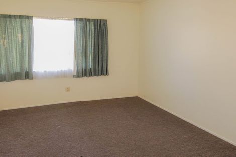 Photo of property in 2/52 Cherry Road, Bucklands Beach, Auckland, 2014