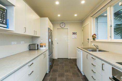 Photo of property in 33 Upham Street, Havelock North, 4130