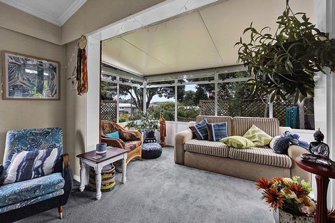 Photo of property in 26 High Street East, Waitara, 4320