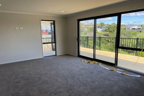 Photo of property in 11 Godwit Lane, Welcome Bay, Tauranga, 3112