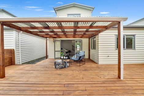 Photo of property in 10 Tribute Loop, Takanini, 2112