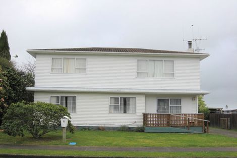 Photo of property in 7 Featherston Street, Levin, 5510