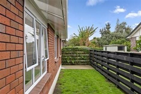 Photo of property in 3/444 Hibiscus Coast Highway, Orewa, 0931