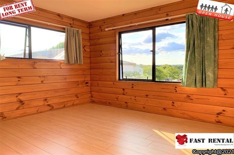 Photo of property in 2/70 College Road, Northcote, Auckland, 0627