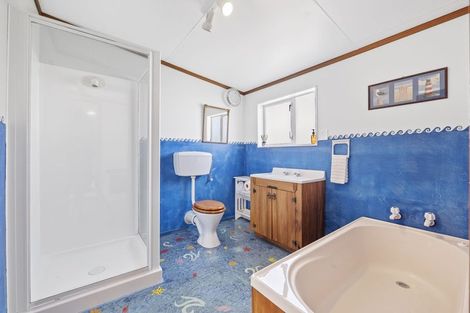 Photo of property in 16 Terou Street, Manaia, 4612