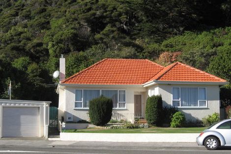 Photo of property in 137 Muritai Road, Eastbourne, Lower Hutt, 5013