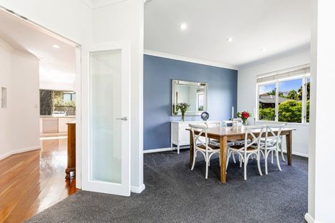 Photo of property in 30 Hogarth Rise, West Harbour, Auckland, 0618