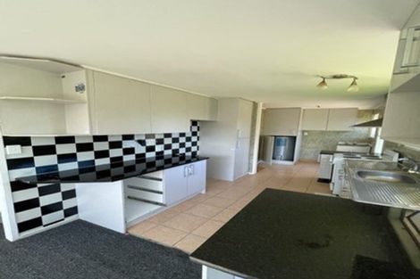 Photo of property in 15 Selago Place, Manurewa, Auckland, 2102