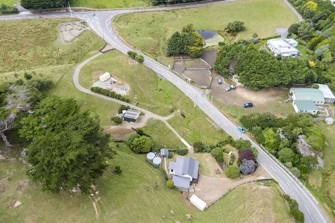 Photo of property in 18 Boom Rock Road, Ohariu, Wellington, 6037