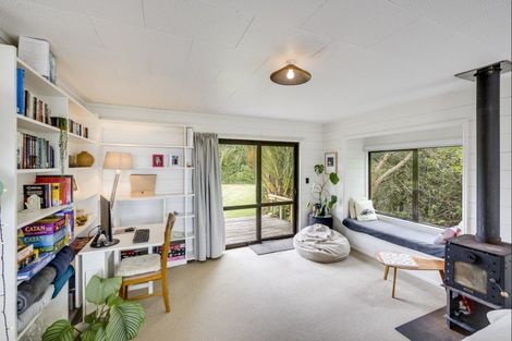 Photo of property in 106 Tiakitai Road, Waimarama, Havelock North, 4294