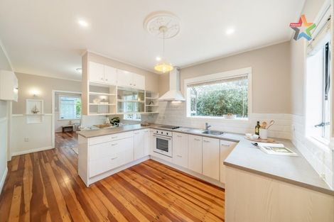 Photo of property in 41 Margaret Road, Raumati Beach, Paraparaumu, 5032