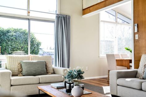 Photo of property in 49 English Street, St Andrews, Hamilton, 3200