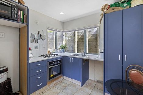 Photo of property in 3 Lincoln Close, Northcross, Auckland, 0630