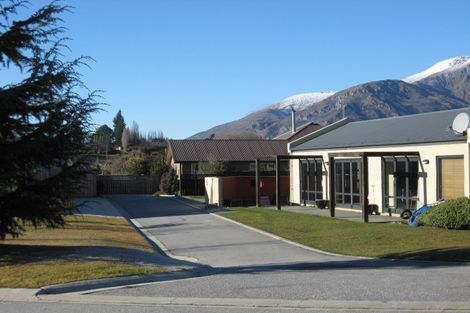 Photo of property in 4 Portree Drive, Lower Shotover, Queenstown, 9371