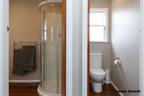 Photo of property in 3 Oriana Place, Highbury, Palmerston North, 4412