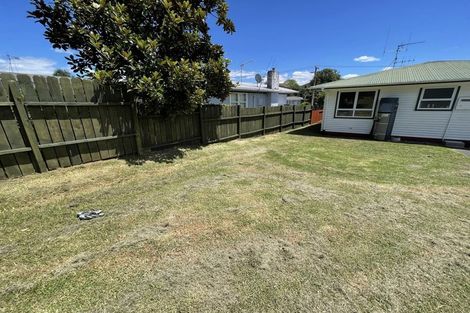 Photo of property in 19 Manapouri Place, Glenview, Hamilton, 3206