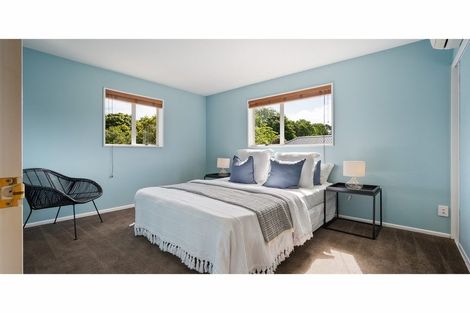 Photo of property in 8 Parkham Drive, Burnside, Christchurch, 8053