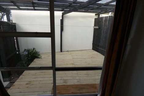 Photo of property in 39 Blease Street, New Lynn, Auckland, 0600