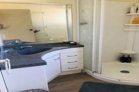 Photo of property in 11 Makarini Street, Paraparaumu, 5032