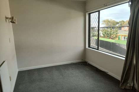 Photo of property in 3/15 Swanson Road, Henderson, Auckland, 0610