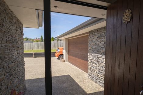 Photo of property in 6 Grandvista Drive, Green Island, Dunedin, 9018