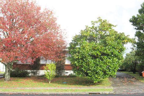 Photo of property in 39 Walworth Avenue, Pakuranga Heights, Auckland, 2010