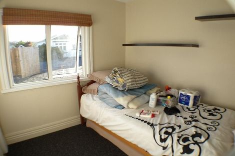 Photo of property in 17 Bradshaw Street, South Dunedin, Dunedin, 9012