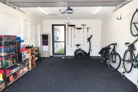 Photo of property in 79a Hinemoa Street, Levin, 5510