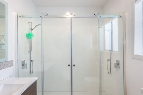 Photo of property in 127 Endeavour Drive, Whitby, Porirua, 5024