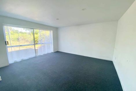 Photo of property in 8 Alwyn Avenue, Te Atatu South, Auckland, 0610