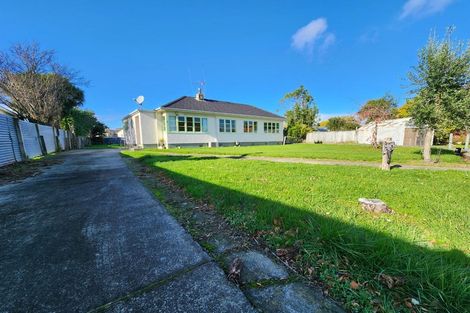 Photo of property in 2 Townshend Place, West End, Palmerston North, 4412