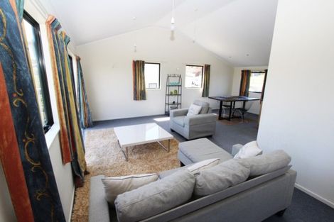 Photo of property in 16 Morere Street, Titahi Bay, Porirua, 5022