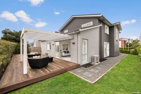 Photo of property in 1 Ambar Ridge Avenue, Massey, Auckland, 0614