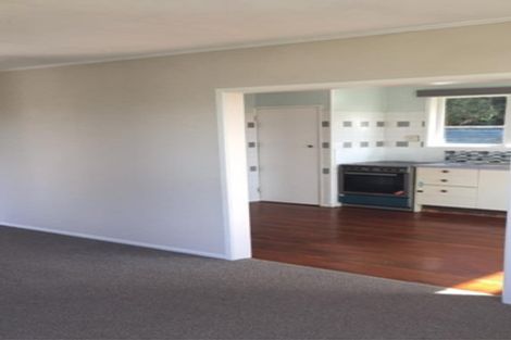 Photo of property in 5 Ogle Crescent, Te Kamo, Whangarei, 0112