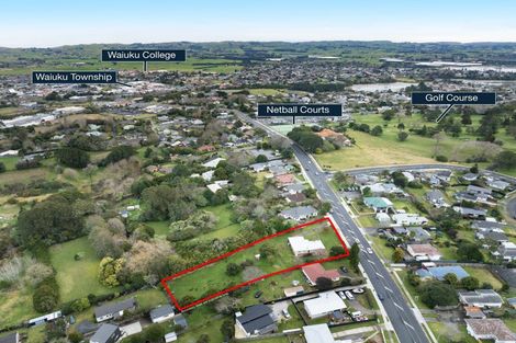 Photo of property in 89 Kitchener Road, Waiuku, 2123