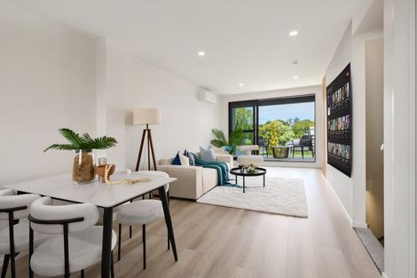 Photo of property in 36 Longburn Road, Henderson, Auckland, 0610