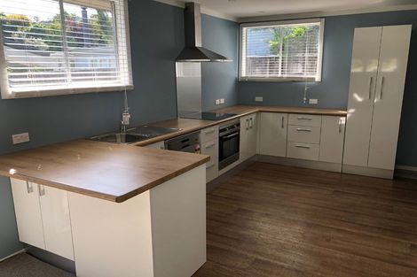 Photo of property in 27 Tremaine Avenue, Two Mile Bay, Taupo, 3330