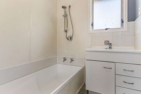 Photo of property in 12 Alison Street, Mangakakahi, Rotorua, 3015