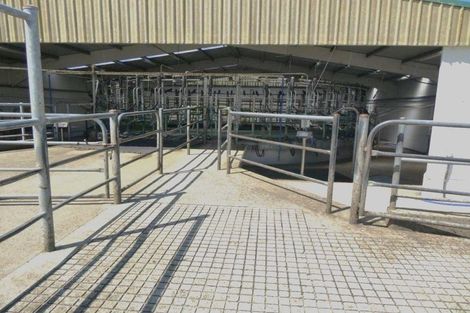 Photo of property in 47 Inwoods Road, Parklands, Christchurch, 8083