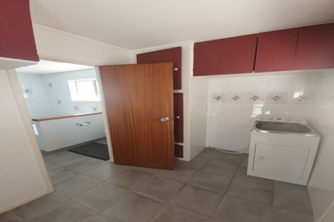 Photo of property in 2/108 Beach Road, Pahurehure, Papakura, 2113