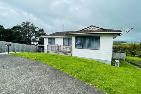 Photo of property in 17 Montego Place, Weymouth, Auckland, 2103