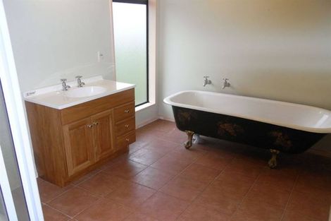 Photo of property in 273 Derretts Road, Hororata, Darfield, 7572