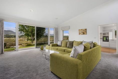 Photo of property in 21 Riverside Place, Katikati, 3129