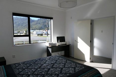 Photo of property in 94 Ward Street, Cobden, Greymouth, 7802