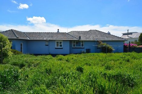 Photo of property in 258 Marine Parade, Bluff, 9814