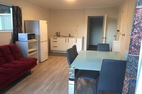 Photo of property in 1/38 Chequers Avenue, Glenfield, Auckland, 0629