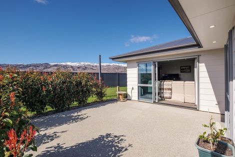 Photo of property in 27 Missy Crescent, Mount Pisa, Cromwell, 9383