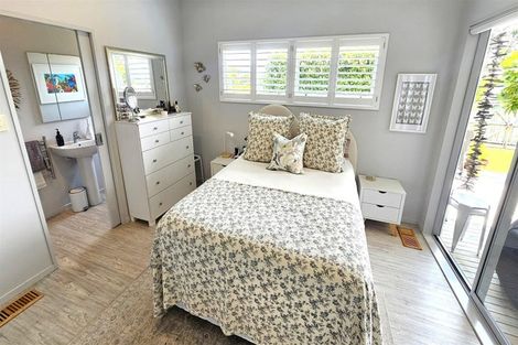 Photo of property in 162 Kowhai Avenue, Matarangi, Whitianga, 3592